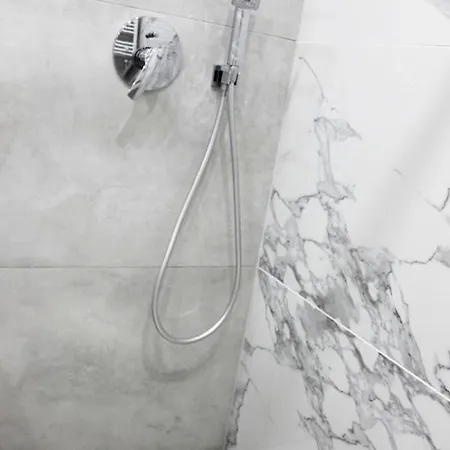 Centrum Galeria Magnolia Апартаменты *